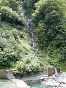 湯霧の滝