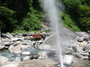 大露天風呂と噴泉