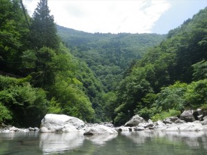 黒薙川