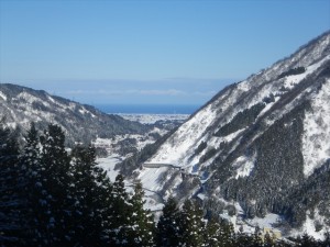 真っ白な黒部川扇状地