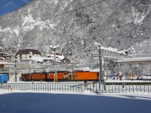 冬のトロッコ電車