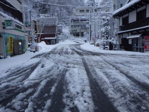 無散水のある道路